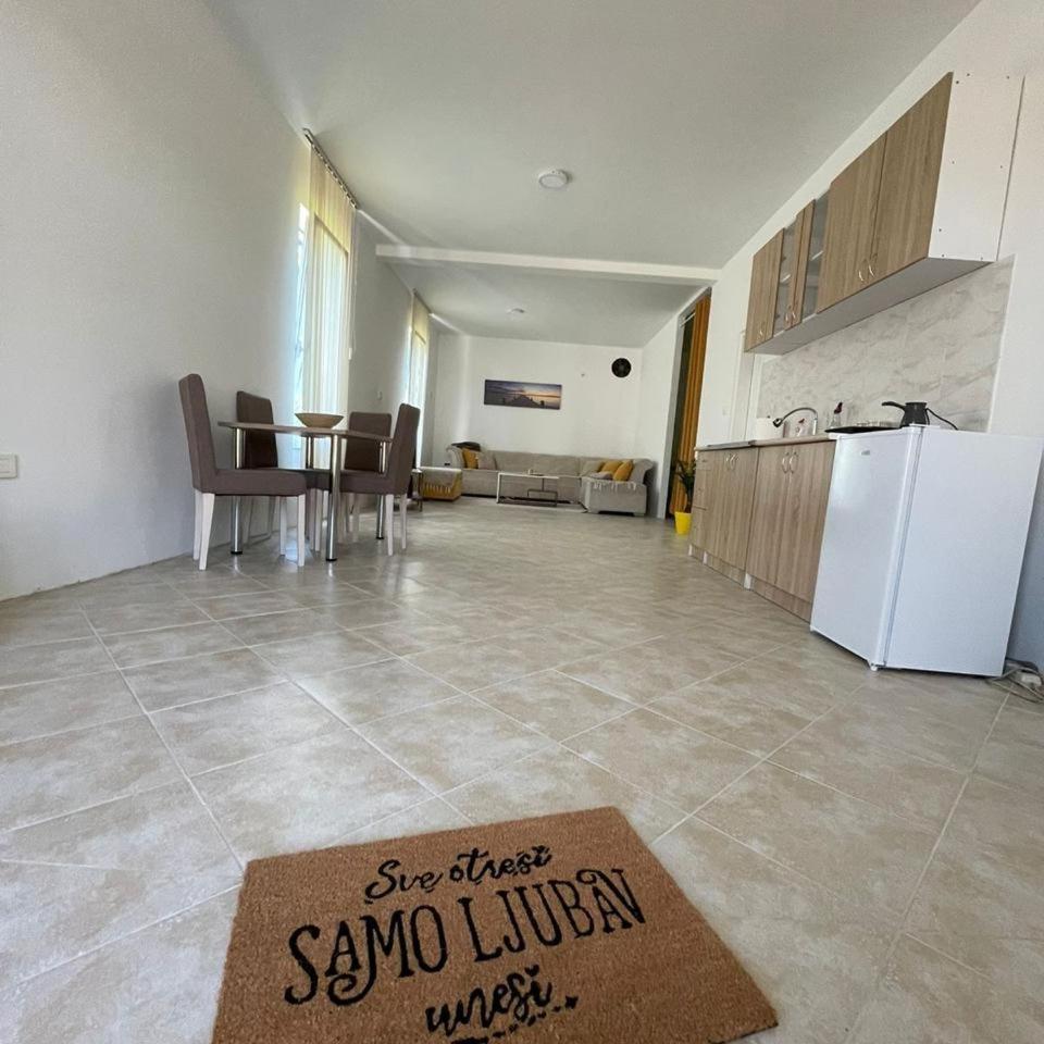 Apartman Maj Bijelo Polje Værelse billede